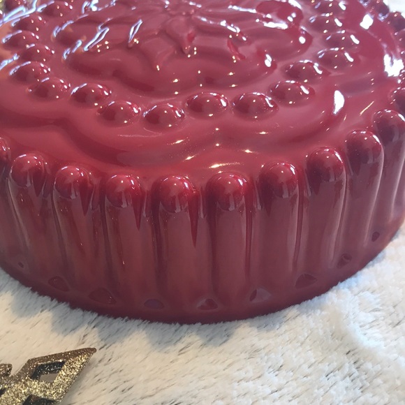 South living Cake Mold 🍰 beautiful Red ❤️ - Picture 2 of 7